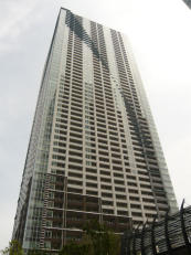 THE TOKYO TOWERS シータワーサムネイル